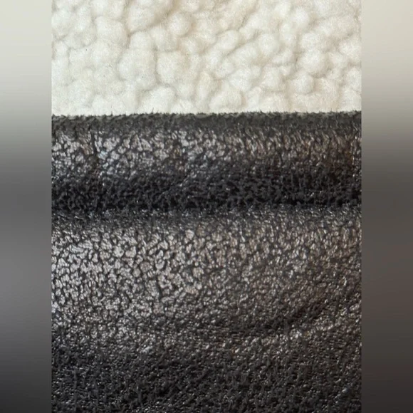 Vigoss Sherpa and Faux Leather Jacket - Picture 3 of 6